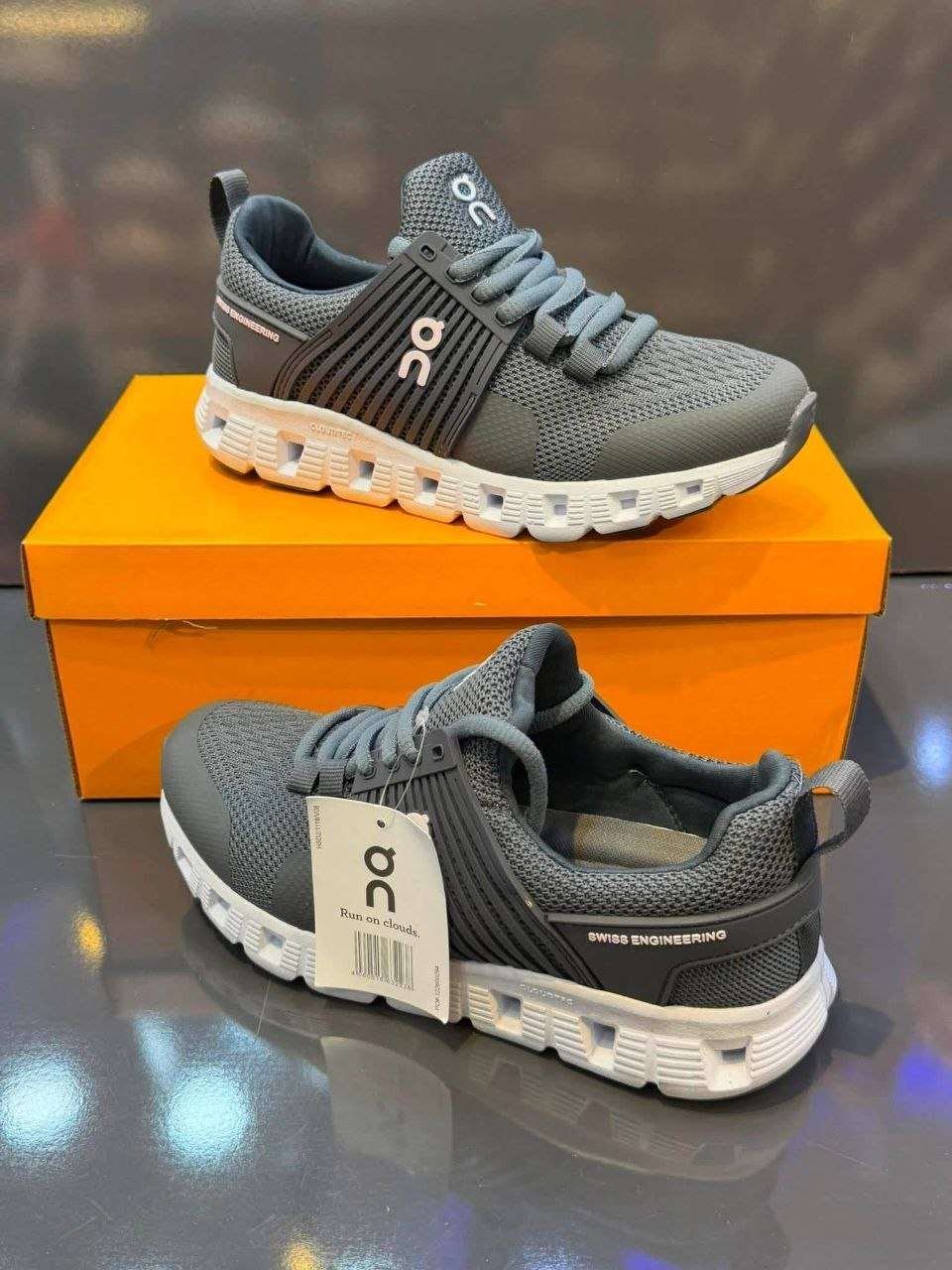5978773537973538521_121